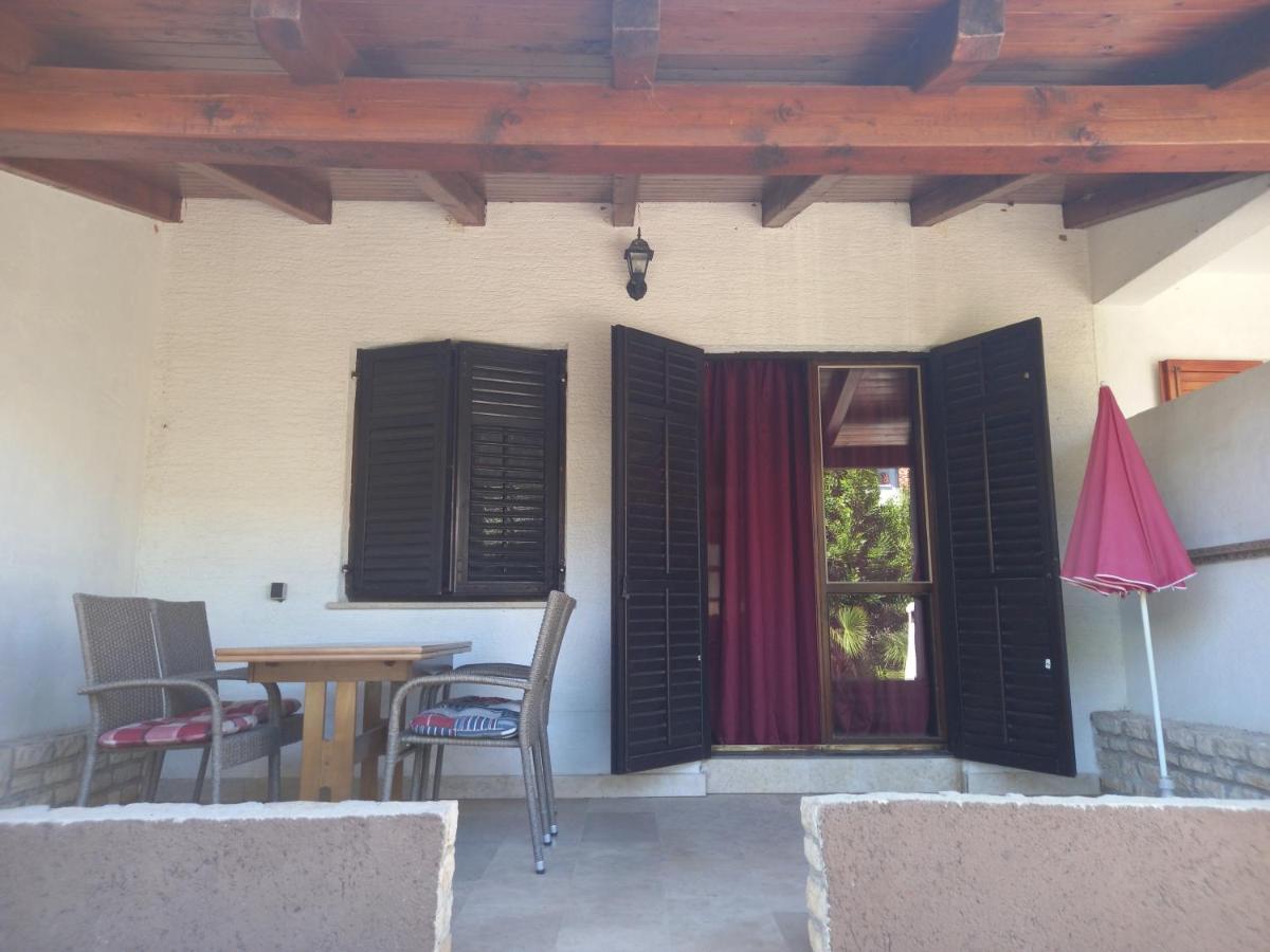 Dubravka 1 Villa Funtana Exterior photo